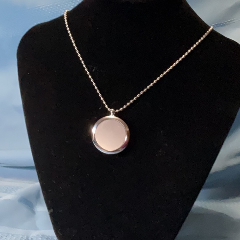 Aromatherapy Essential Oil Diffuser Necklace Clou… - image 2